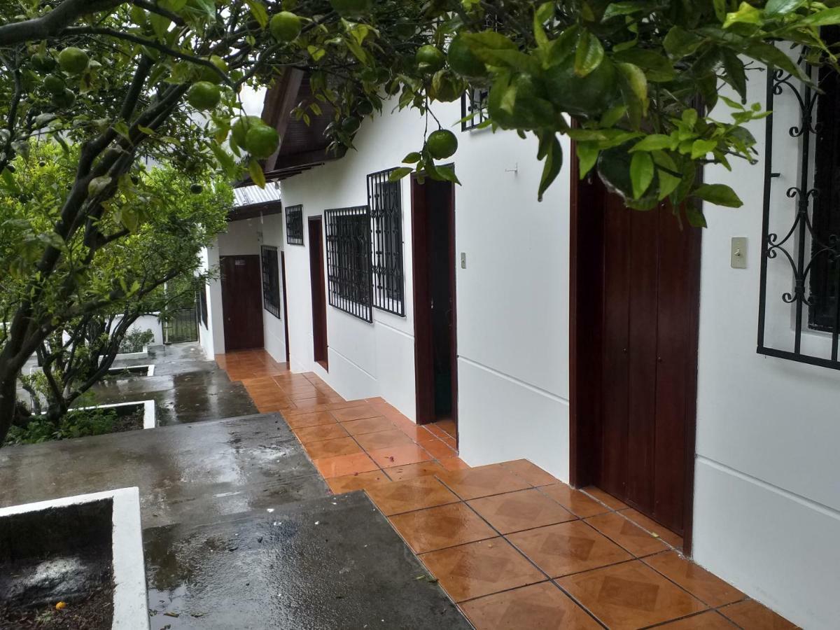 Casa Del Peregrino Santo Thomas Hotel Banos  Exterior photo